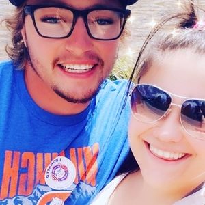 Meet your Posher, Carlee